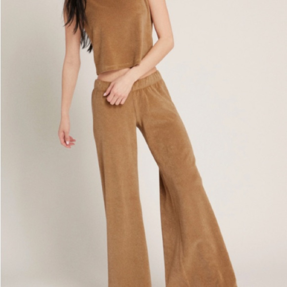 Tan High-Waisted Wide Leg Pants and Muscle Tee